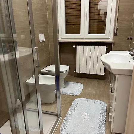 Apartment -la Casa Di Elio- -centrale Tra Milano E Como- *