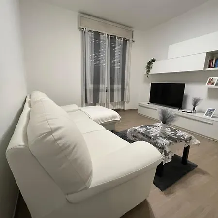 -la Casa Di Elio- -centrale Tra Milano E Como- Lägenhet Mariano Comense